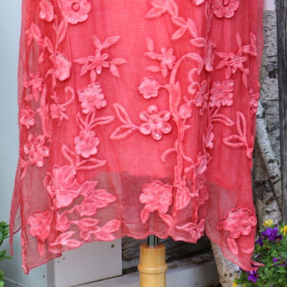 NEW Soft Surroundings Coral Silk Floral Embroidery on Cotton Sleeveless Tunic 3X - Picture 3 of 9